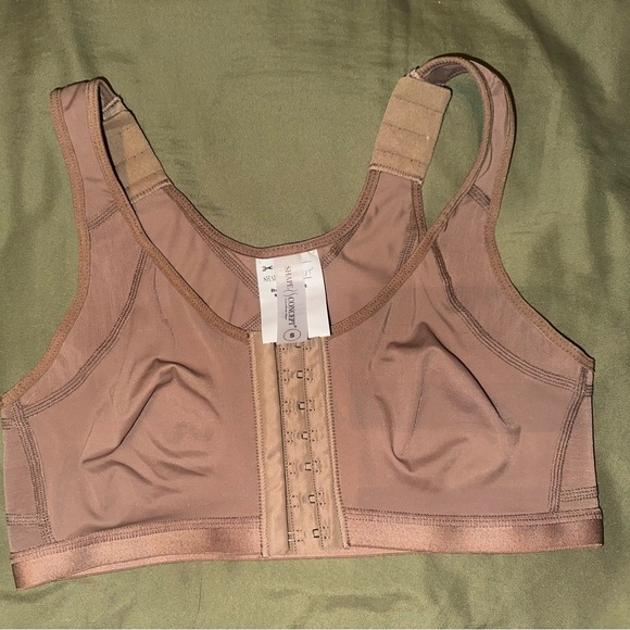 Post Operative Bras (Set of 3) - Picture 3 of 4